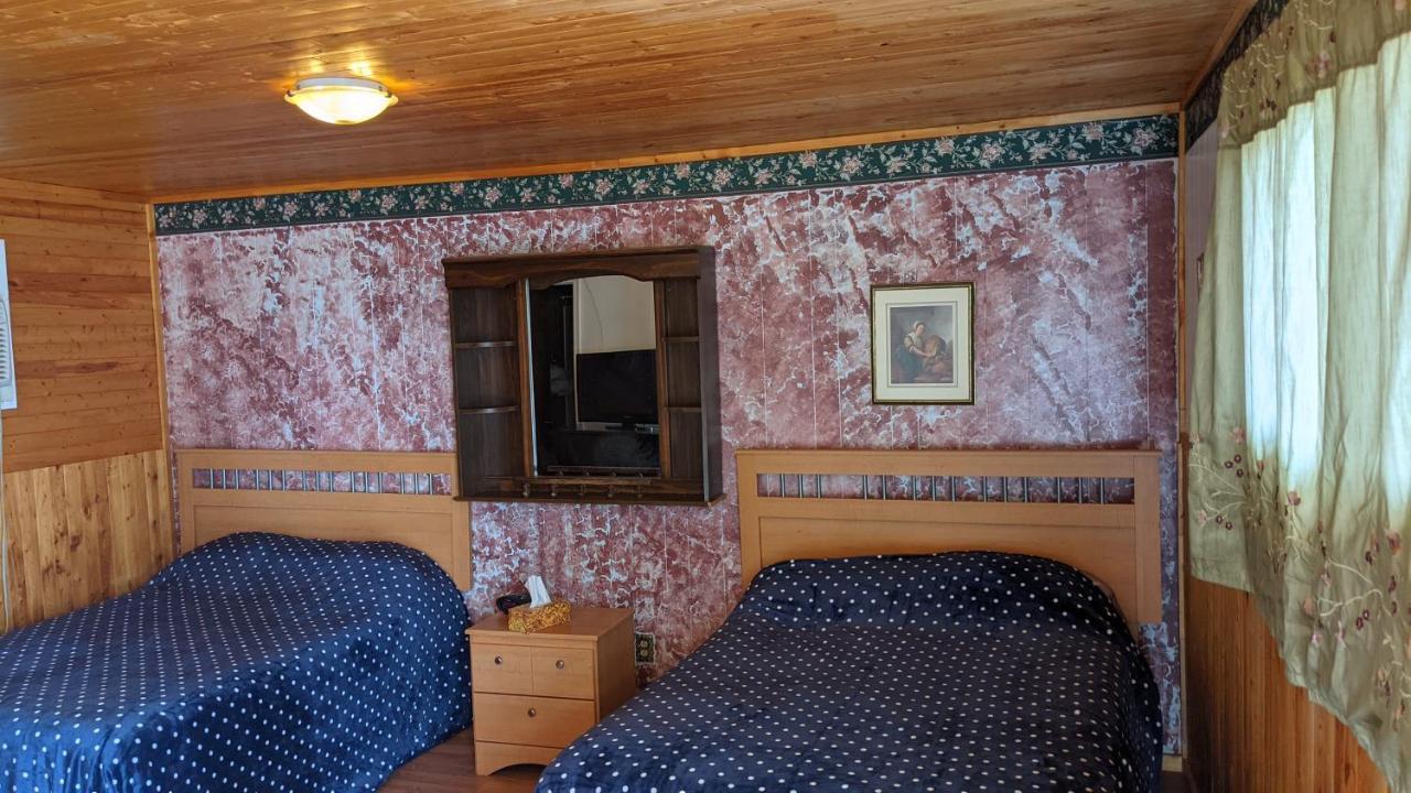 Balgonie Motel Motor Inn Pilot Butte Exterior foto